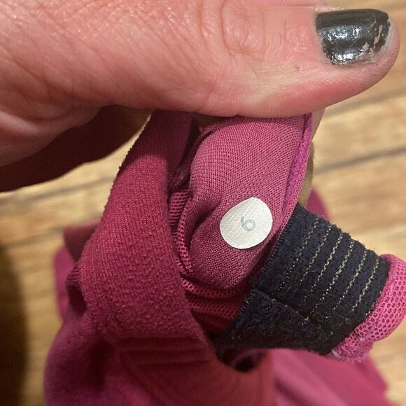 Size 6 Hot Pink Floral Hydrangea Racer Back Tank - Picture 4 of 4